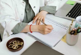 鹤壁汽车工程职业学院《商业经济基础》高起专原题及答案（慕华）